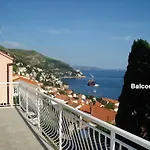 شقة Kosovic *